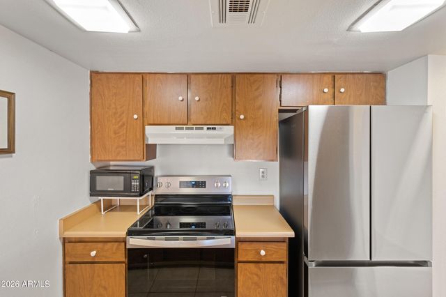 3033 E DEVONSHIRE Avenue 3008, Phoenix, AZ 85016