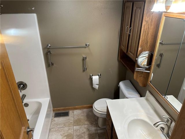 10511 147th Street, Chippewa Falls, WI 54729