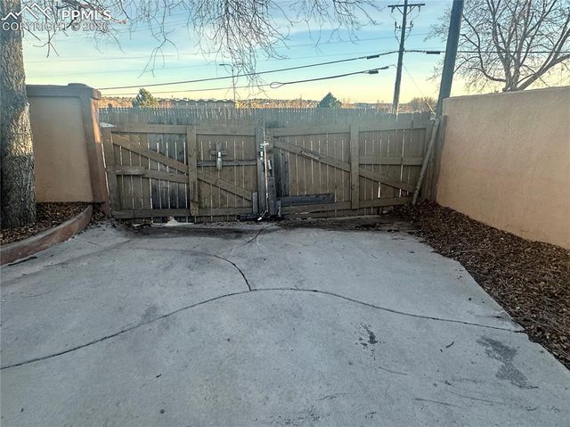 405 Mono Place, Colorado Springs, CO 80910