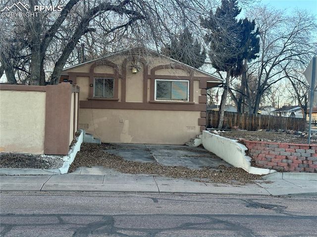 405 Mono Place, Colorado Springs, CO 80910