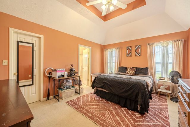 15 BLUEBELL CV, Savannah, TN 38372