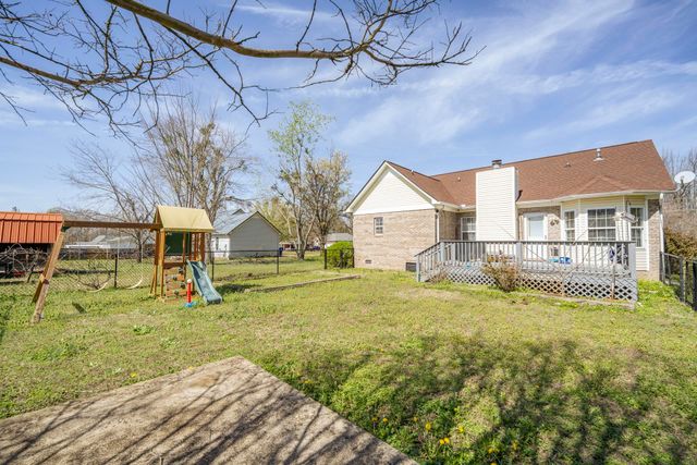 15 BLUEBELL CV, Savannah, TN 38372