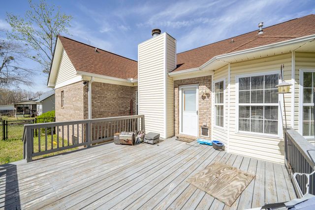 15 BLUEBELL CV, Savannah, TN 38372