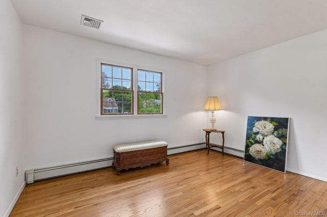 193 Cambon Avenue, Saint James, NY 11780