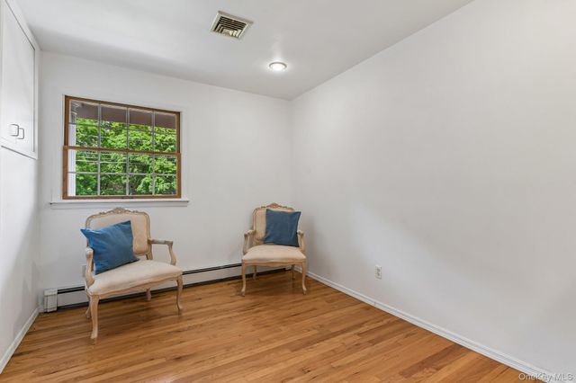 193 Cambon Avenue, Saint James, NY 11780