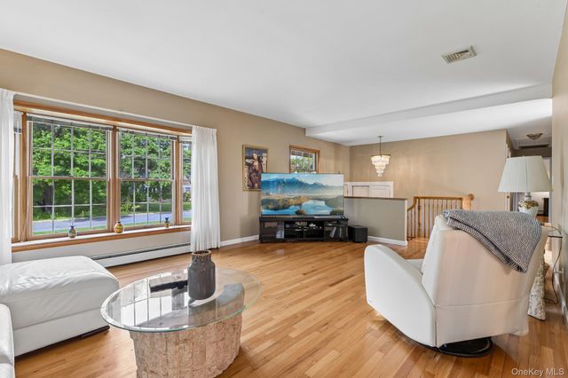 193 Cambon Avenue, Saint James, NY 11780
