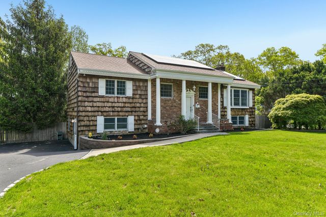 193 Cambon Avenue, Saint James, NY 11780