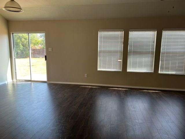 1717 Grassy View Drive, Fort Worth, TX 76177