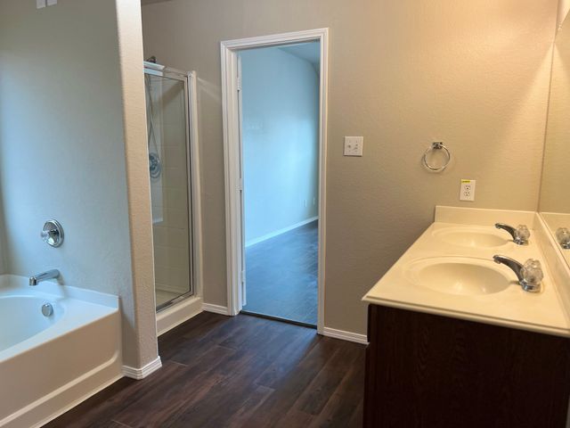 1717 Grassy View Drive, Fort Worth, TX 76177