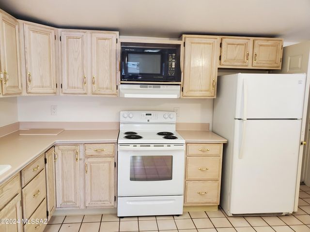 322 S Ave B, San Manuel, AZ 85631