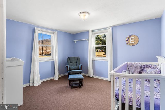 2114 FARMINGTON AVE, Boyertown, PA 19512