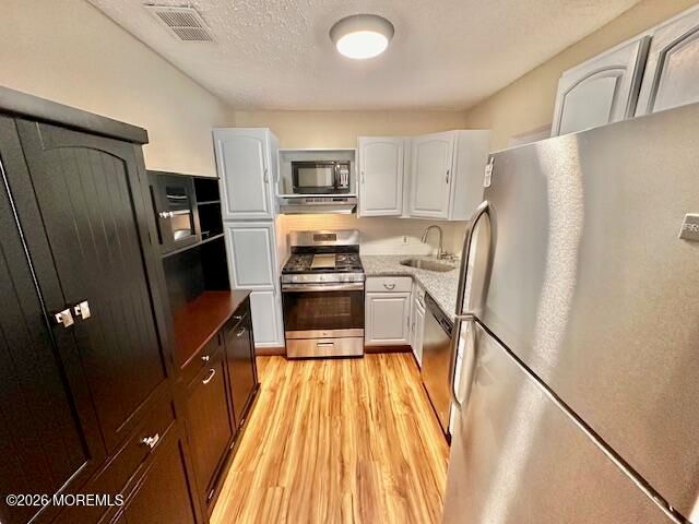 211 Sunshine Court, Parlin, NJ 08859