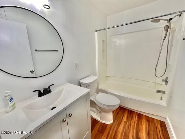 211 Sunshine Court, Parlin, NJ 08859