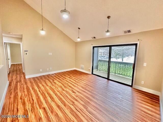 211 Sunshine Court, Parlin, NJ 08859