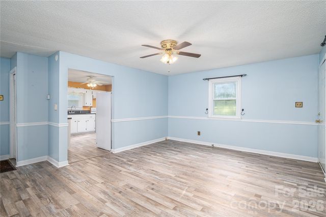 614 W Westview Street, Gastonia, NC 28052