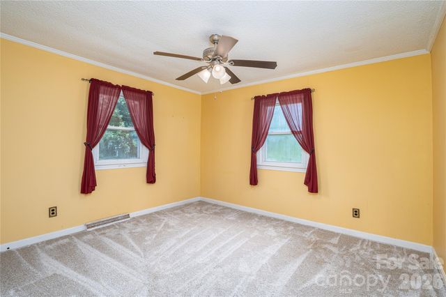 614 W Westview Street, Gastonia, NC 28052
