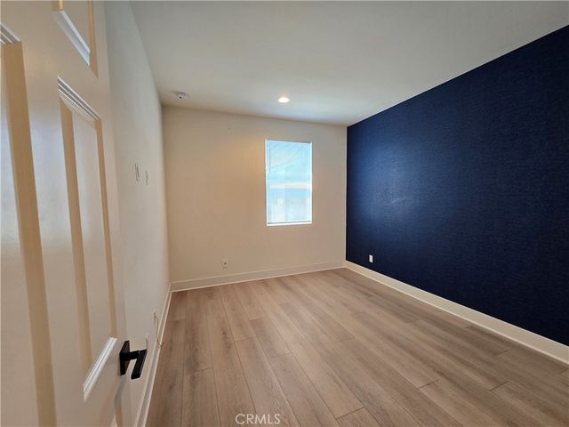 250 N Standard Avenue, Santa Ana, CA 92701