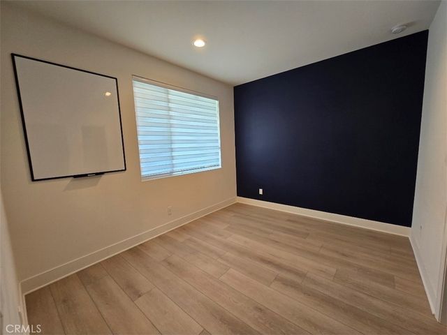 250 N Standard Avenue, Santa Ana, CA 92701