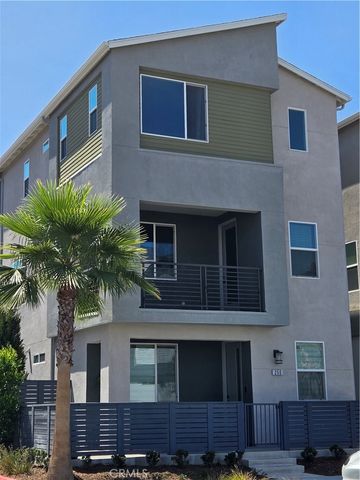 250 N Standard Avenue, Santa Ana, CA 92701