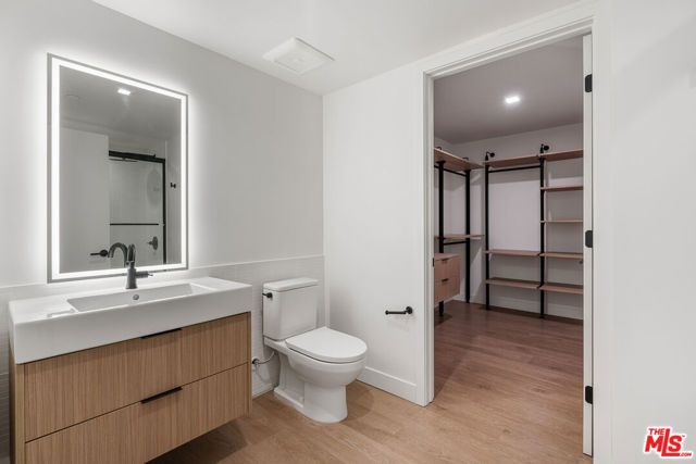 10700 Tabor Street PH23, Los Angeles, CA 90034