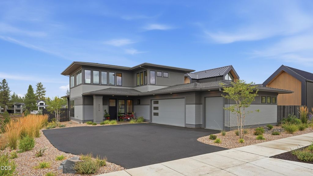 3219 NW Strickland Way, Bend, OR 97703