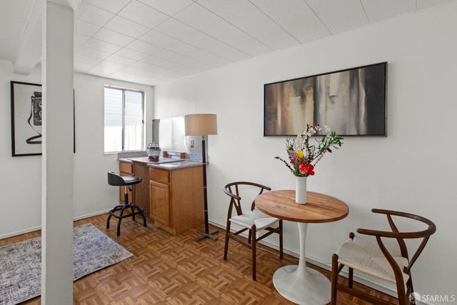 1711 23rd Avenue, San Francisco, CA 94122