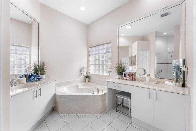 12420 NW 50th Place, Coral Springs, FL 33076