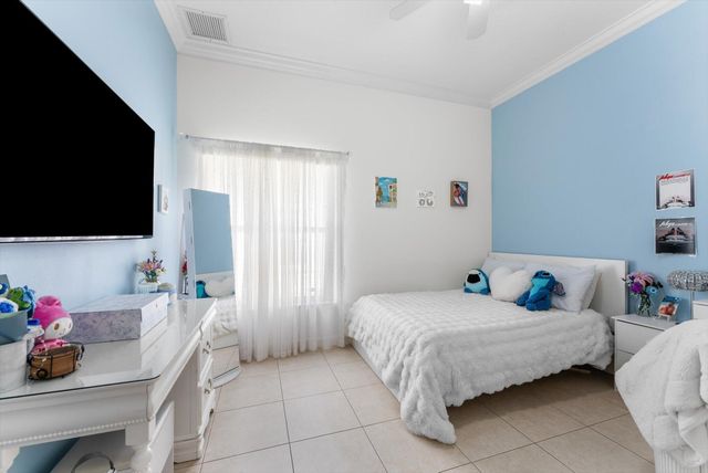 12420 NW 50th Place, Coral Springs, FL 33076