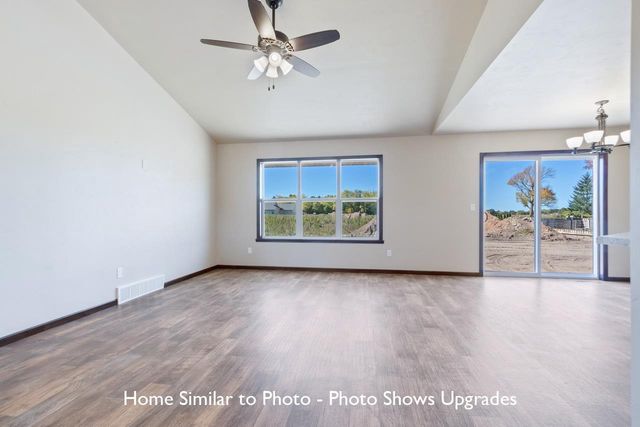 1720 BETTY JEAN LANE, Green Bay, WI 54313