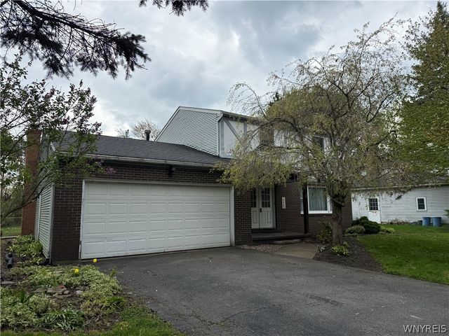 4669 West Park Drive, Lewiston, NY 14092