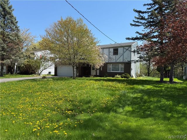 4669 West Park Drive, Lewiston, NY 14092