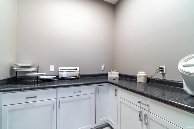 120 Lane 270A Hamilton Lake, Hamilton, IN 46742