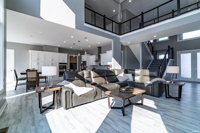 120 Lane 270A Hamilton Lake, Hamilton, IN 46742