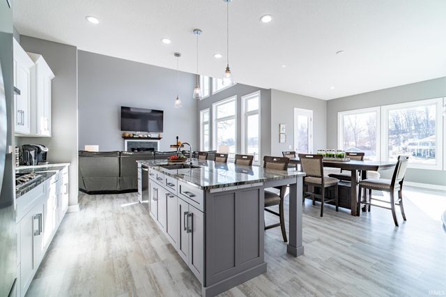 120 Lane 270A Hamilton Lake, Hamilton, IN 46742