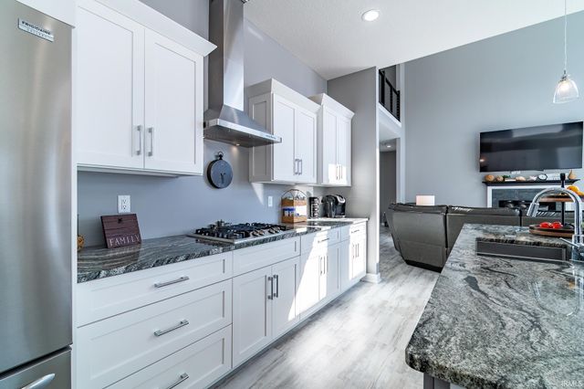 120 Lane 270A Hamilton Lake, Hamilton, IN 46742