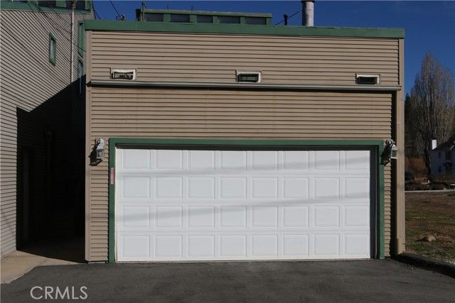 42537 Moonridge Road, Big Bear Lake, CA 92315