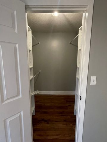 700 Brookside Drive G, Andover, MA 01810