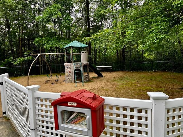 700 Brookside Drive G, Andover, MA 01810