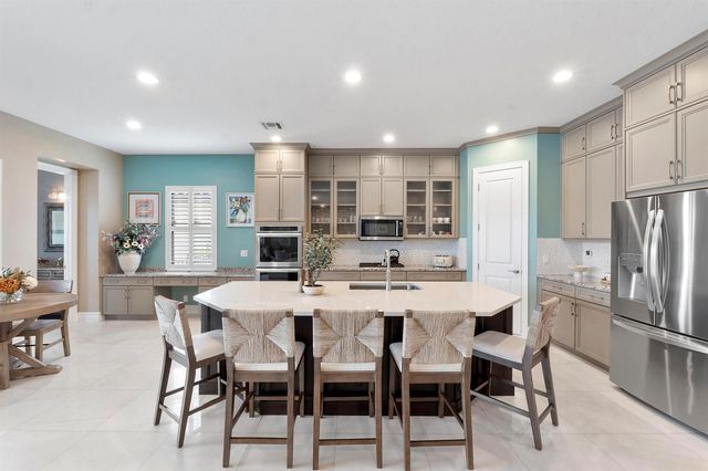 11525 NW 81st Place, Parkland, FL 33076