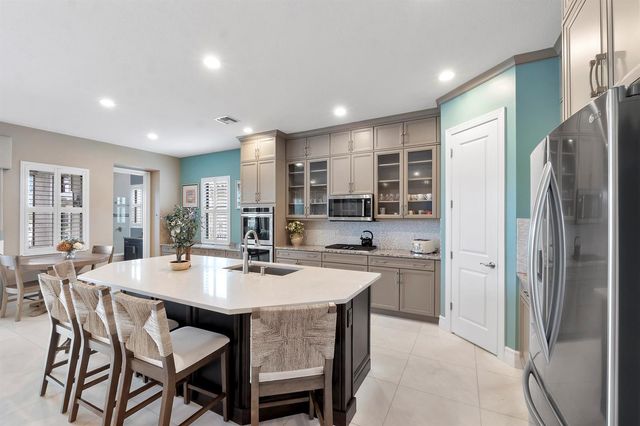 11525 NW 81st Place, Parkland, FL 33076