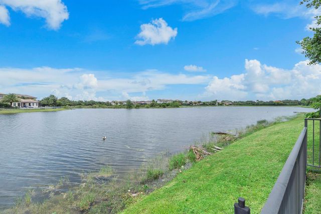 11525 NW 81st Place, Parkland, FL 33076