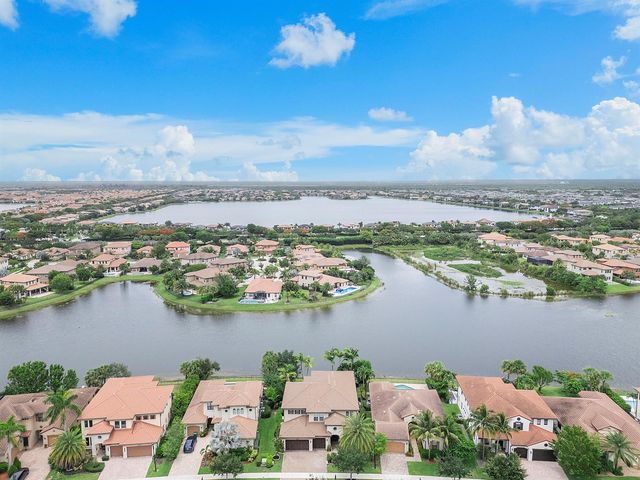 11525 NW 81st Place, Parkland, FL 33076