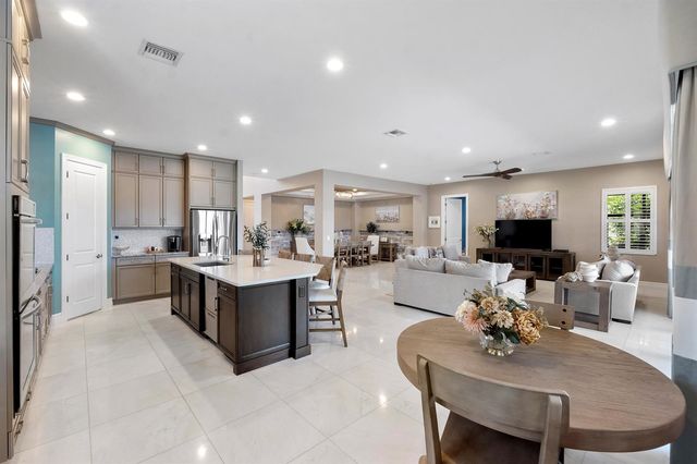 11525 NW 81st Place, Parkland, FL 33076