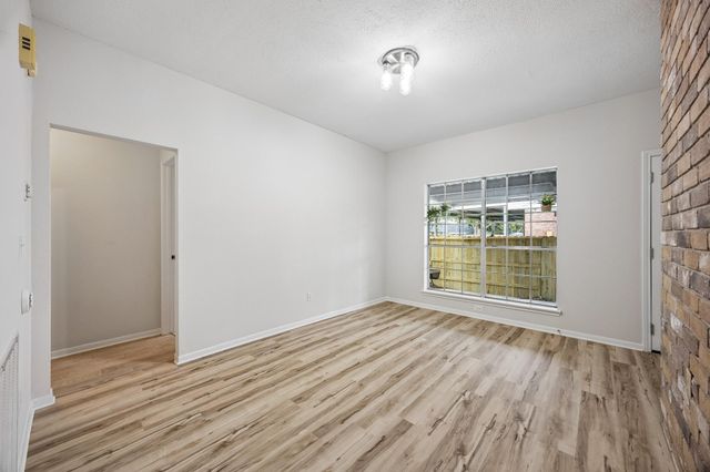 2716 Village Mills Drive, Pearland, TX 77584