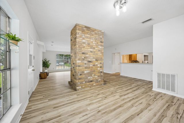 2716 Village Mills Drive, Pearland, TX 77584