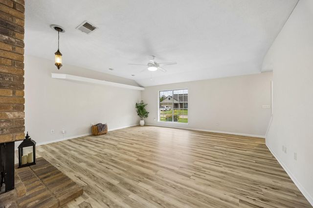 2716 Village Mills Drive, Pearland, TX 77584