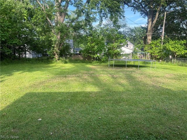 4897 Belle Meadow Road, Mentor, OH 44060