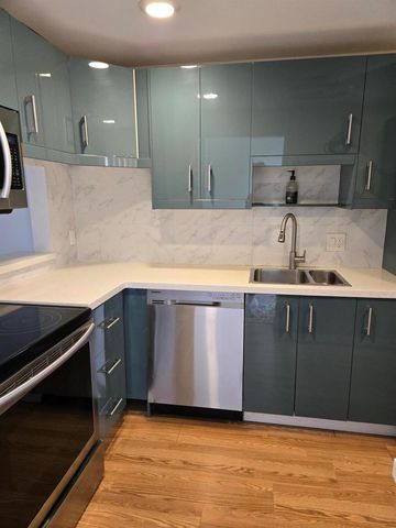 103 Oxford 400, West Palm Beach, FL 33417