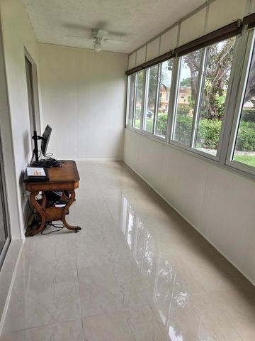 103 Oxford 400, West Palm Beach, FL 33417