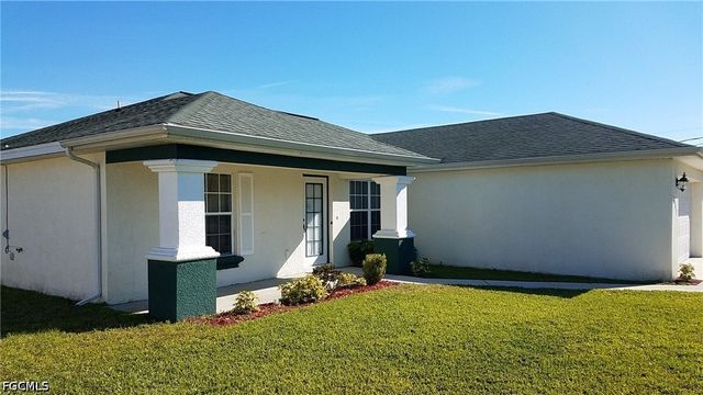 3002 52 ST W, Lehigh Acres, FL 33971